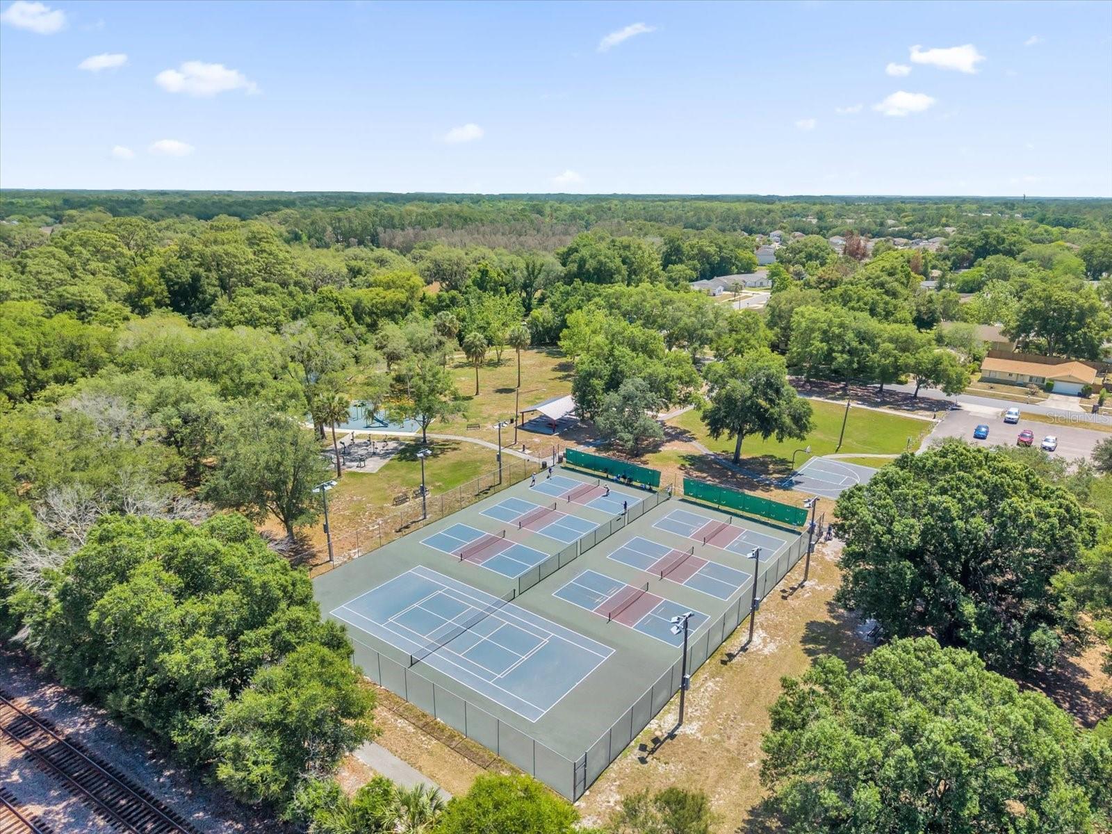 GROVEVIEW VILLAGE 1ST ADD REP - Residential