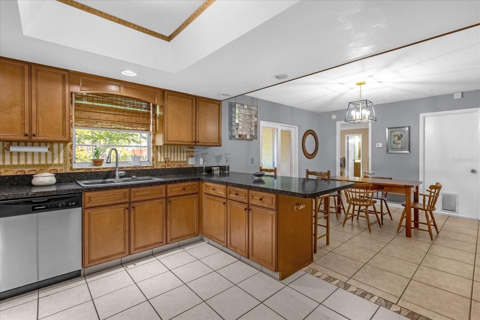 GROVEVIEW VILLAGE 1ST ADD REP - Residential