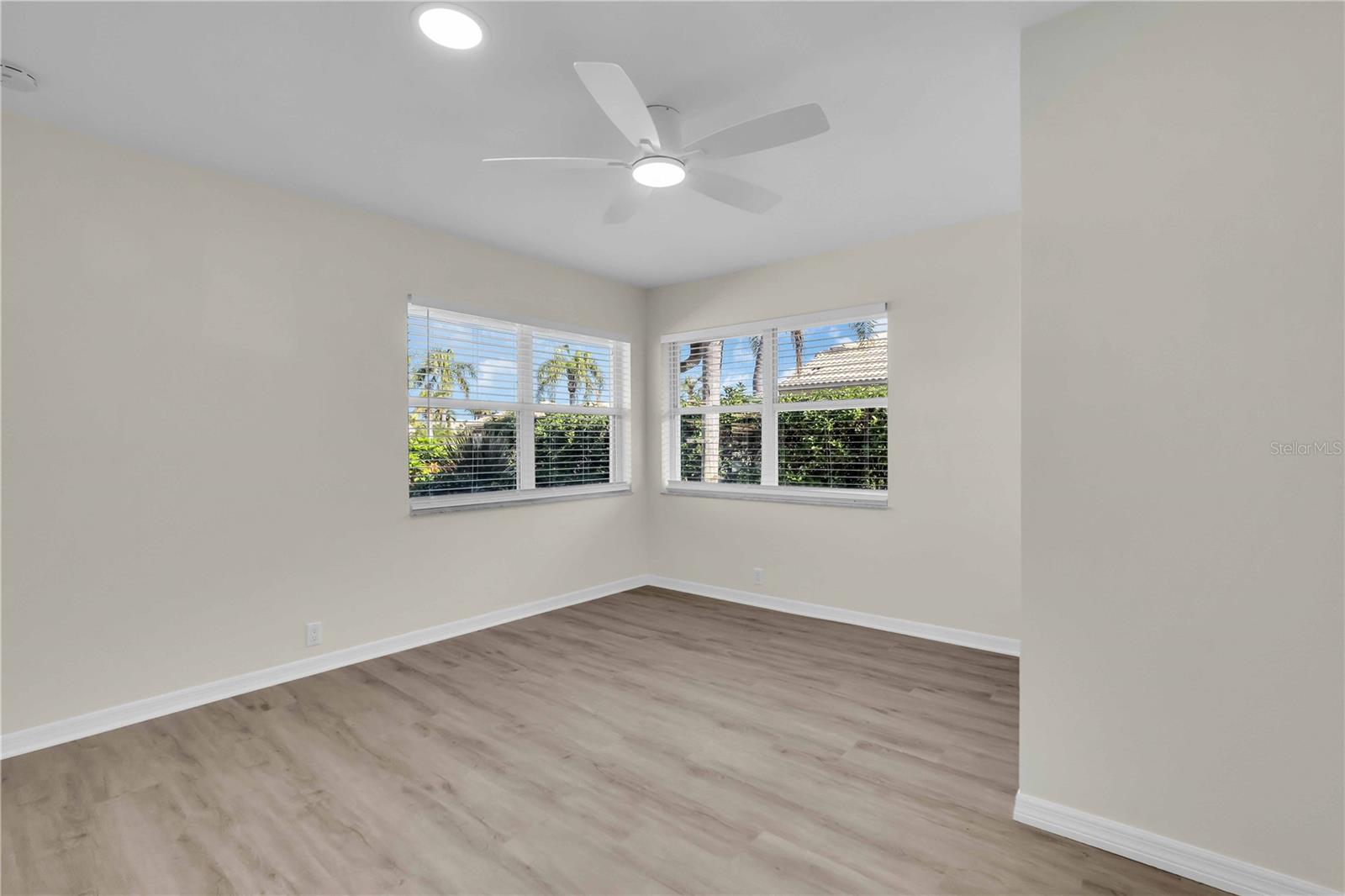 HIGHLAND LAKES - Residential