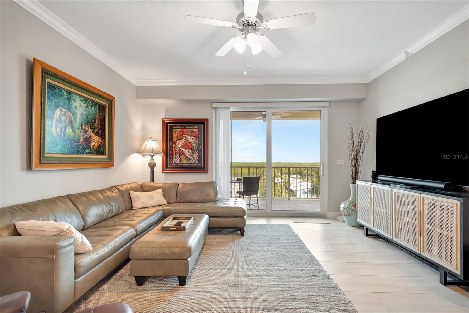 7 RIVERWALK DRIVE 504