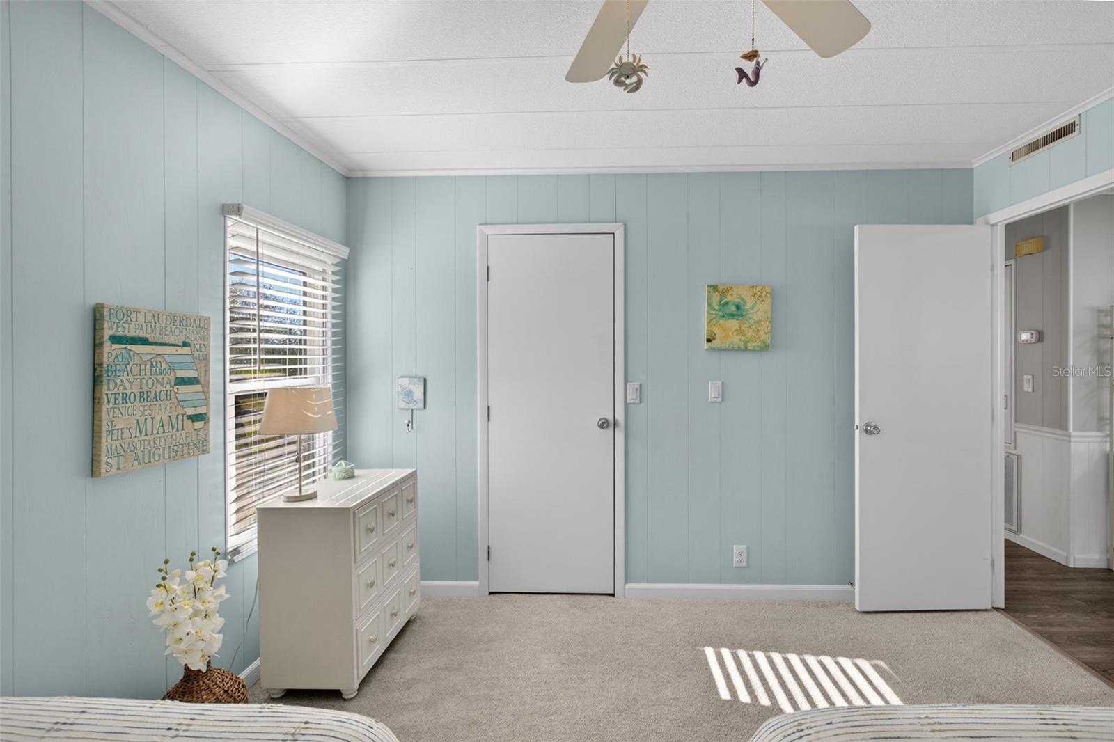 LA CASA MHP CO-OP - Residential