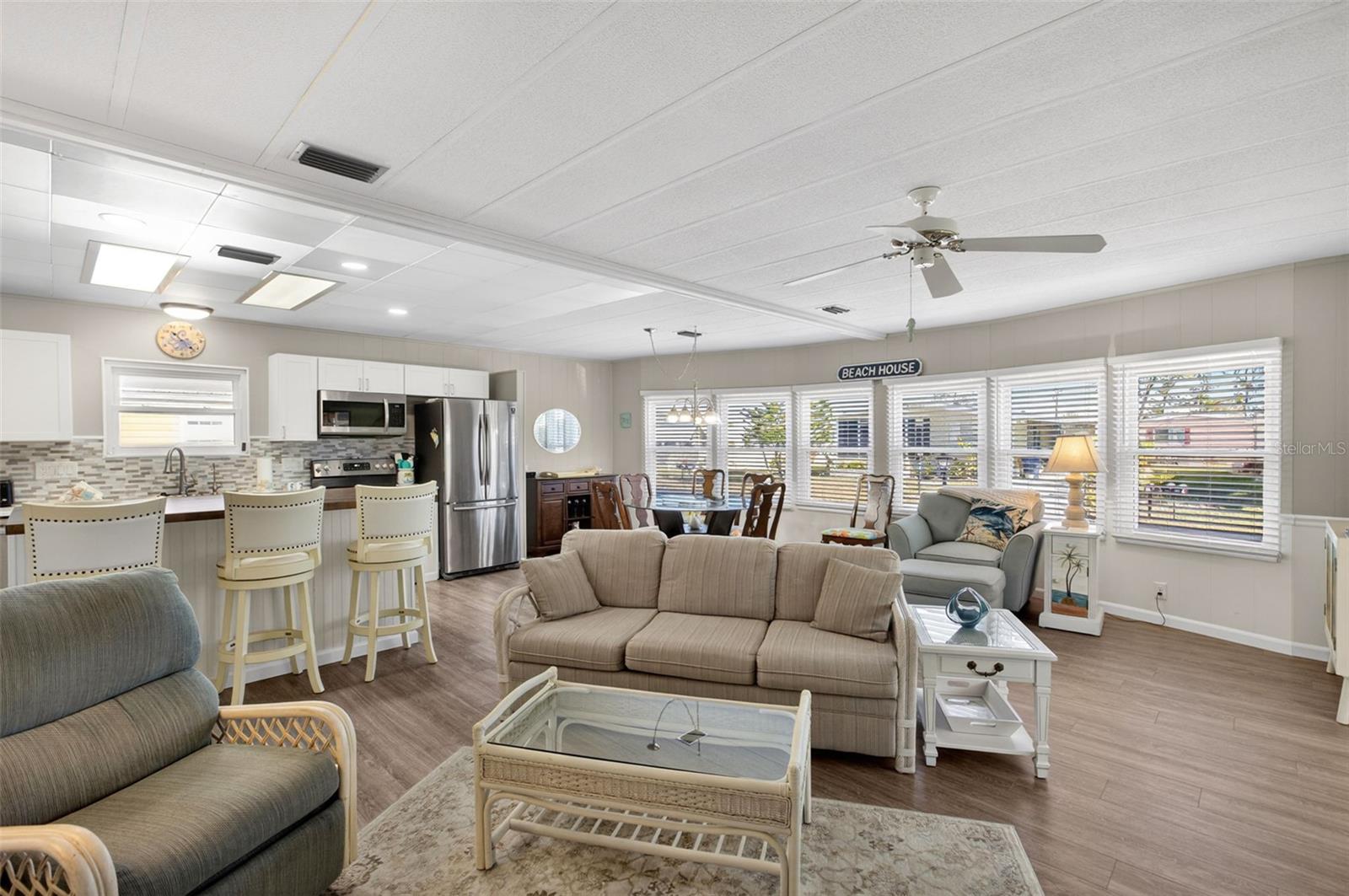 LA CASA MHP CO-OP - Residential