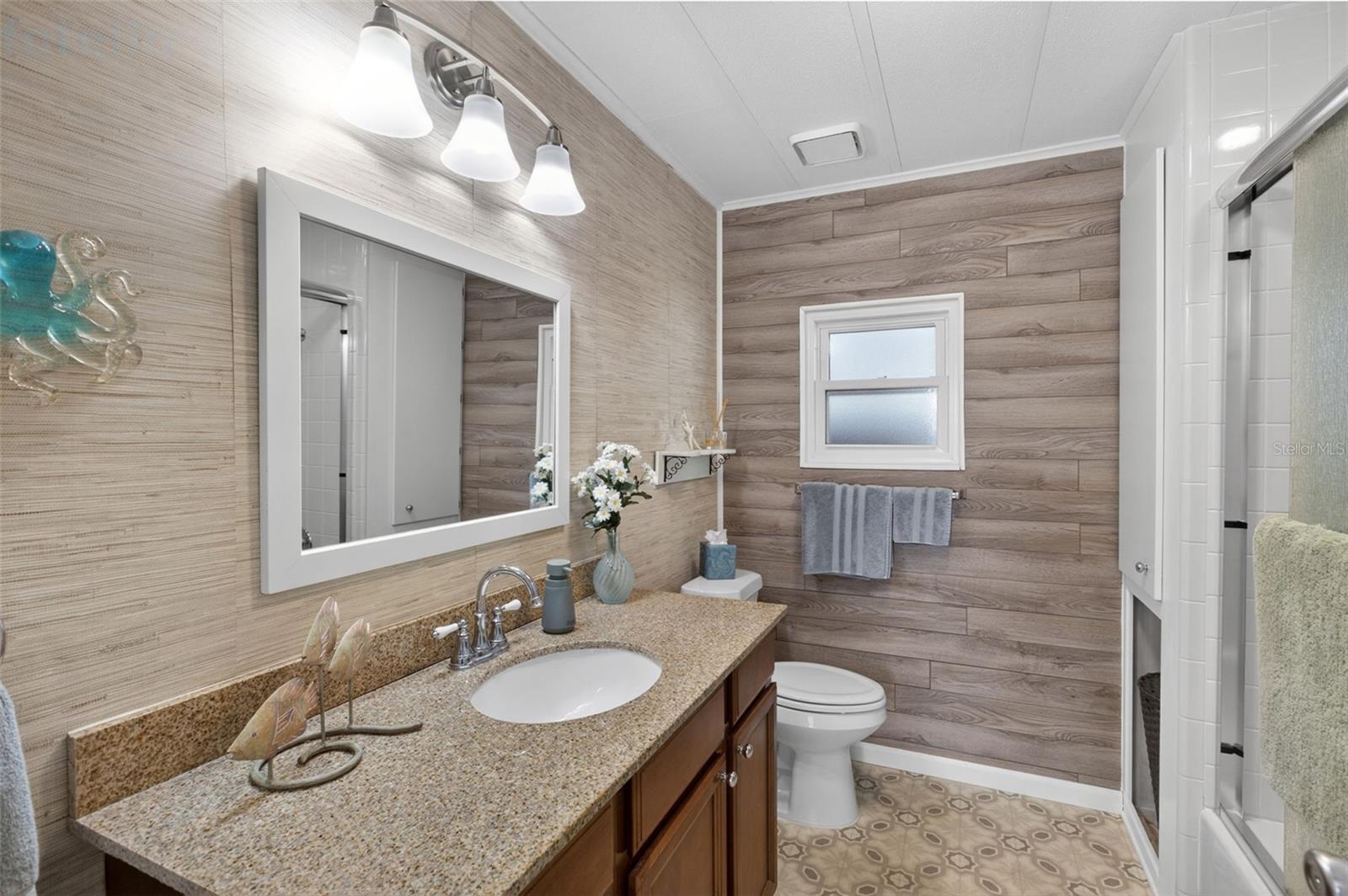 LA CASA MHP CO-OP - Residential