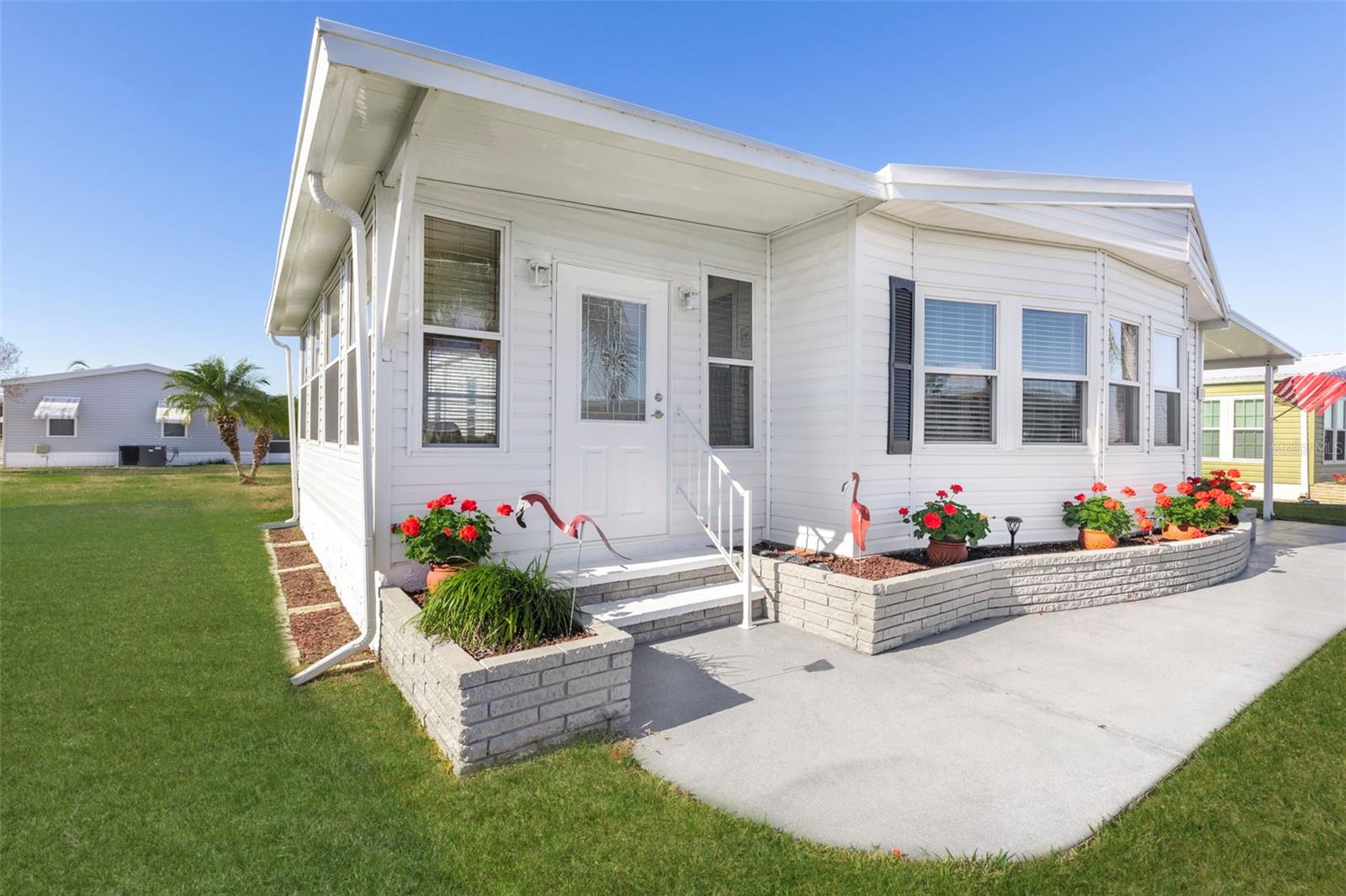 LA CASA MHP CO-OP - Residential