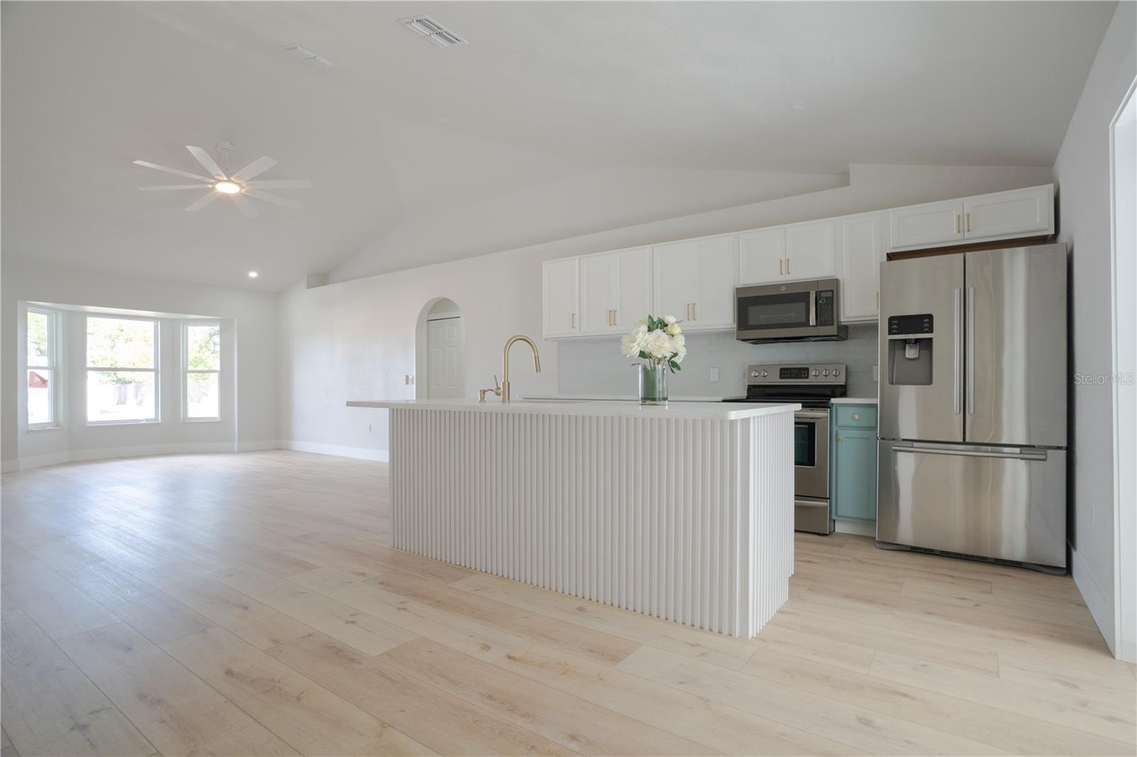 SPRING HILL - Residential