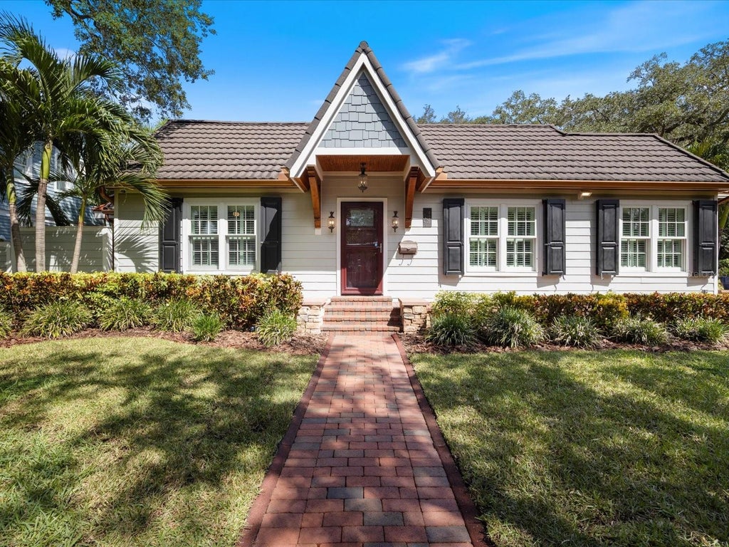Photo of 420 Druid Road W, Clearwater, FL 33756 (MLS # TB8551348)