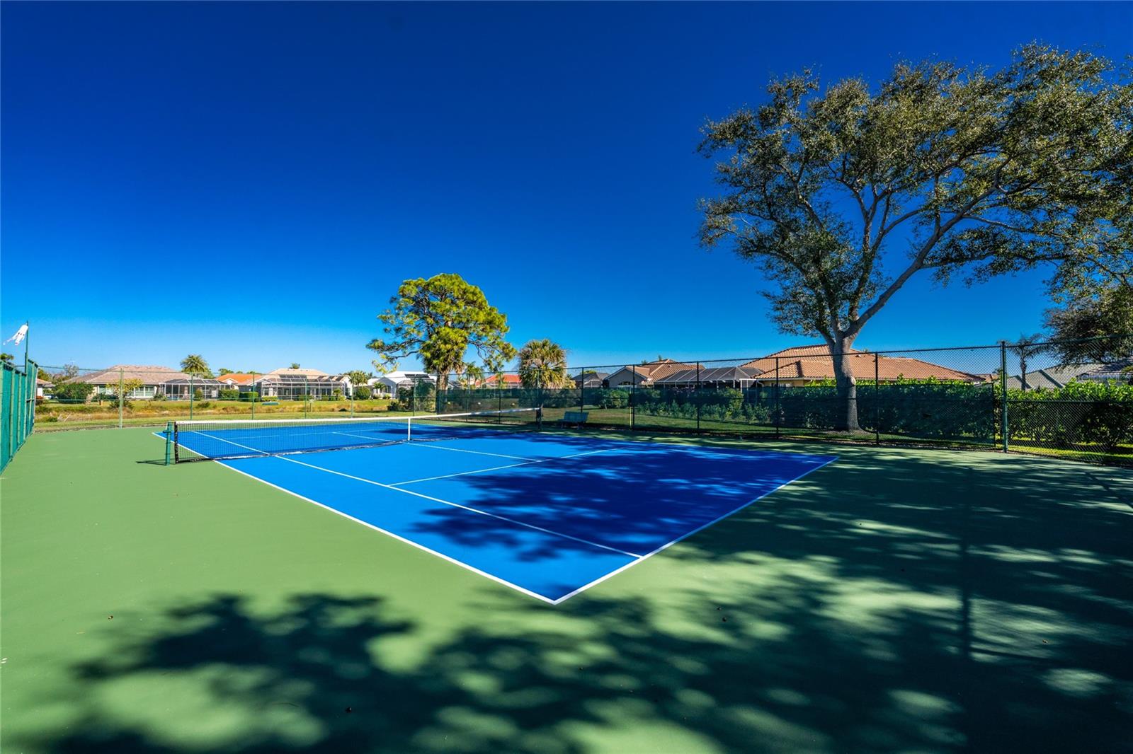 THE LAKES OF JACARANDA - Residential