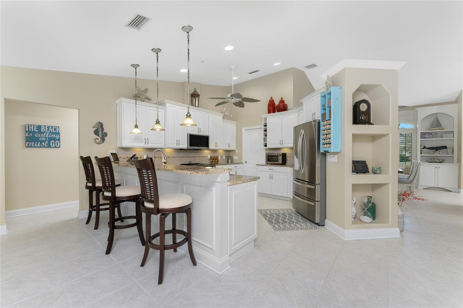 THE LAKES OF JACARANDA - Residential