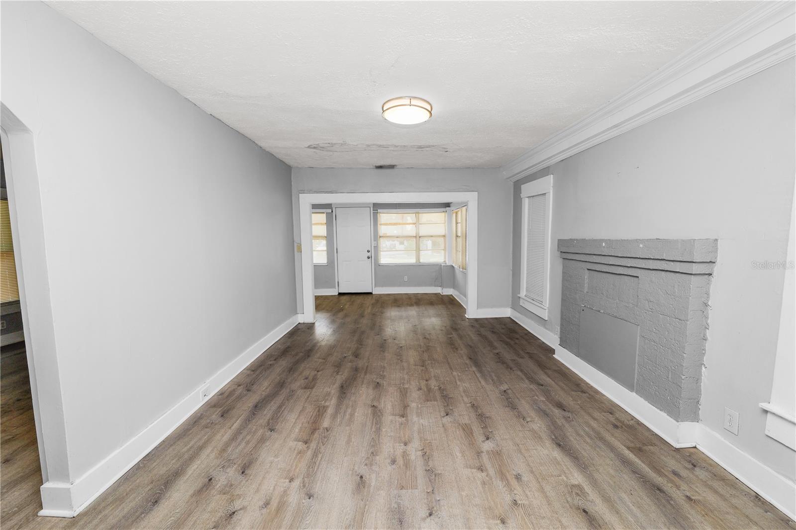 SULPHUR SPGS ADD - Residential