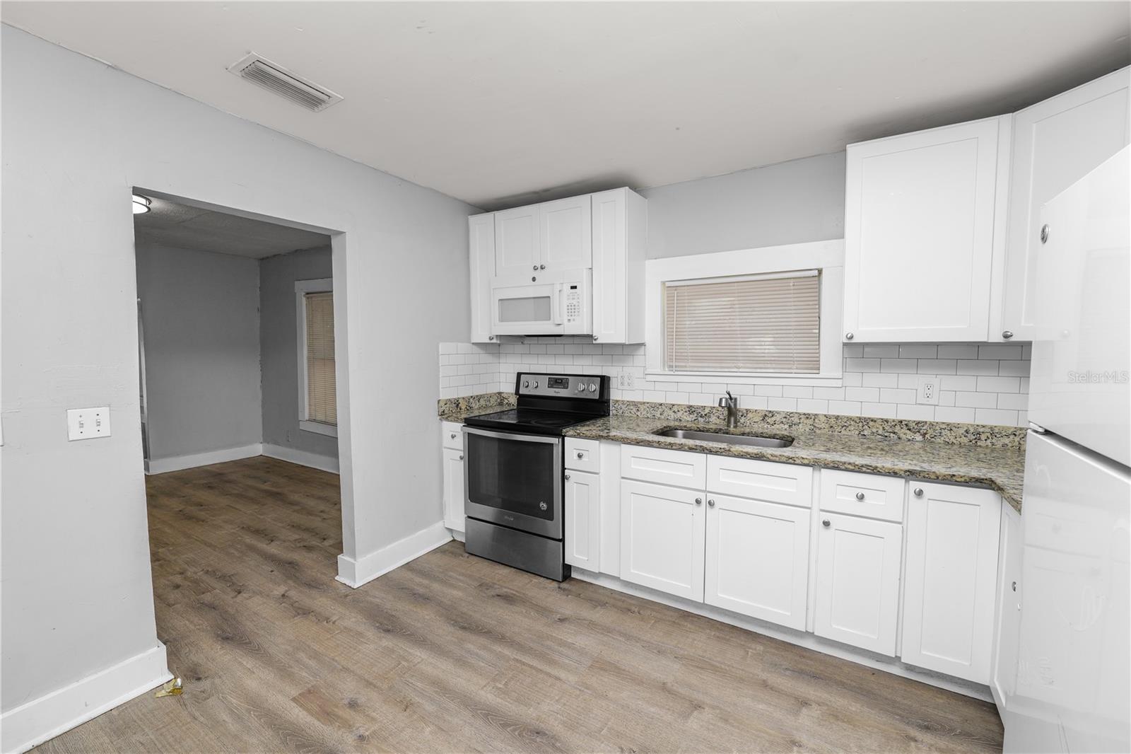 SULPHUR SPGS ADD - Residential