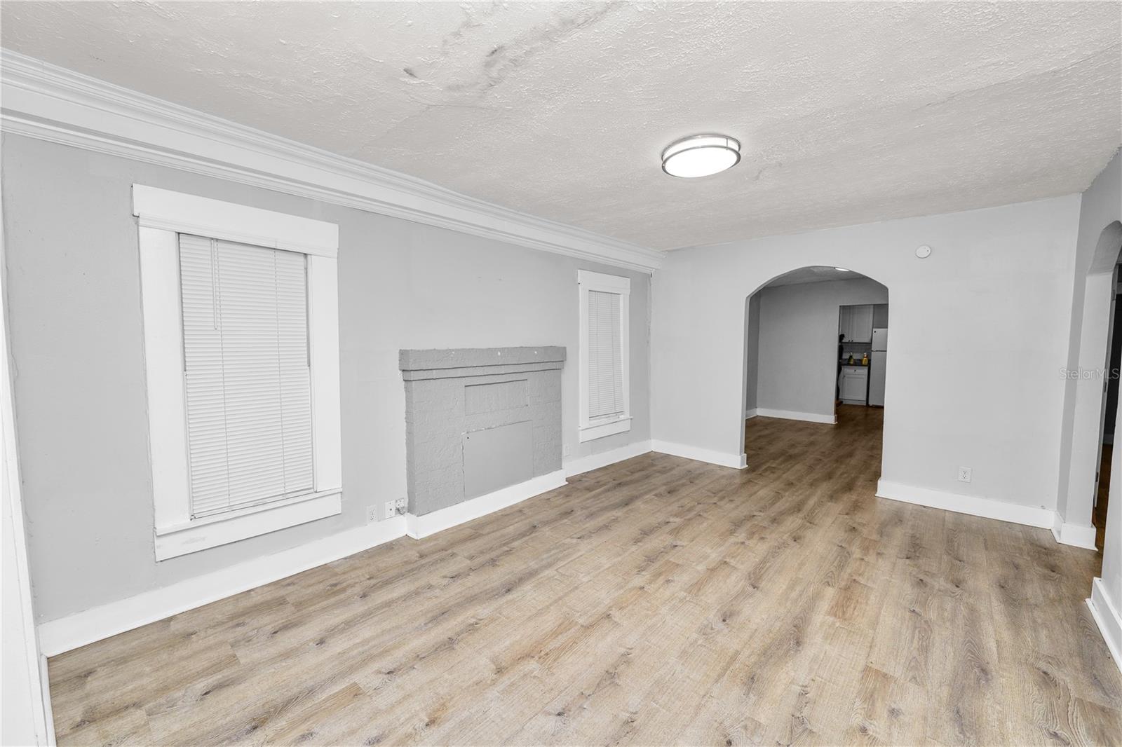 SULPHUR SPGS ADD - Residential