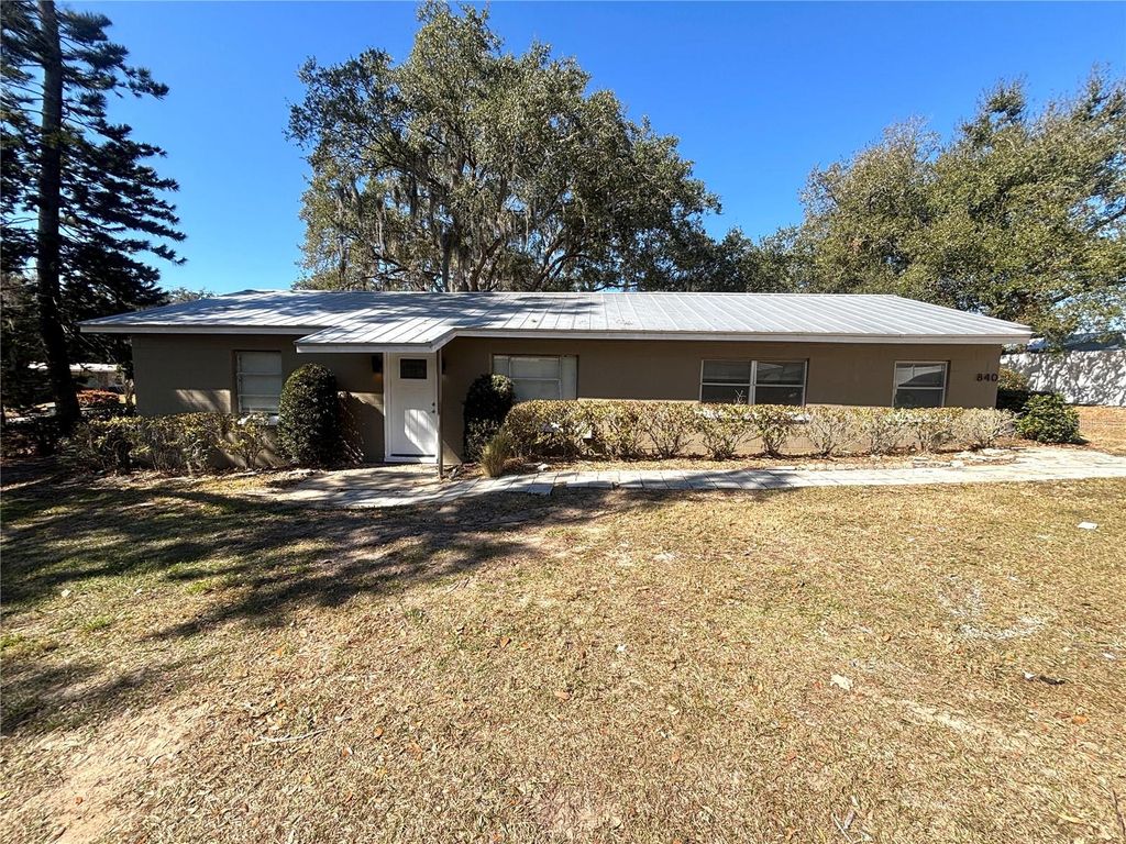 Photo of 840 Lake Avenue, Clermont, FL 34711 (MLS # O6381152)