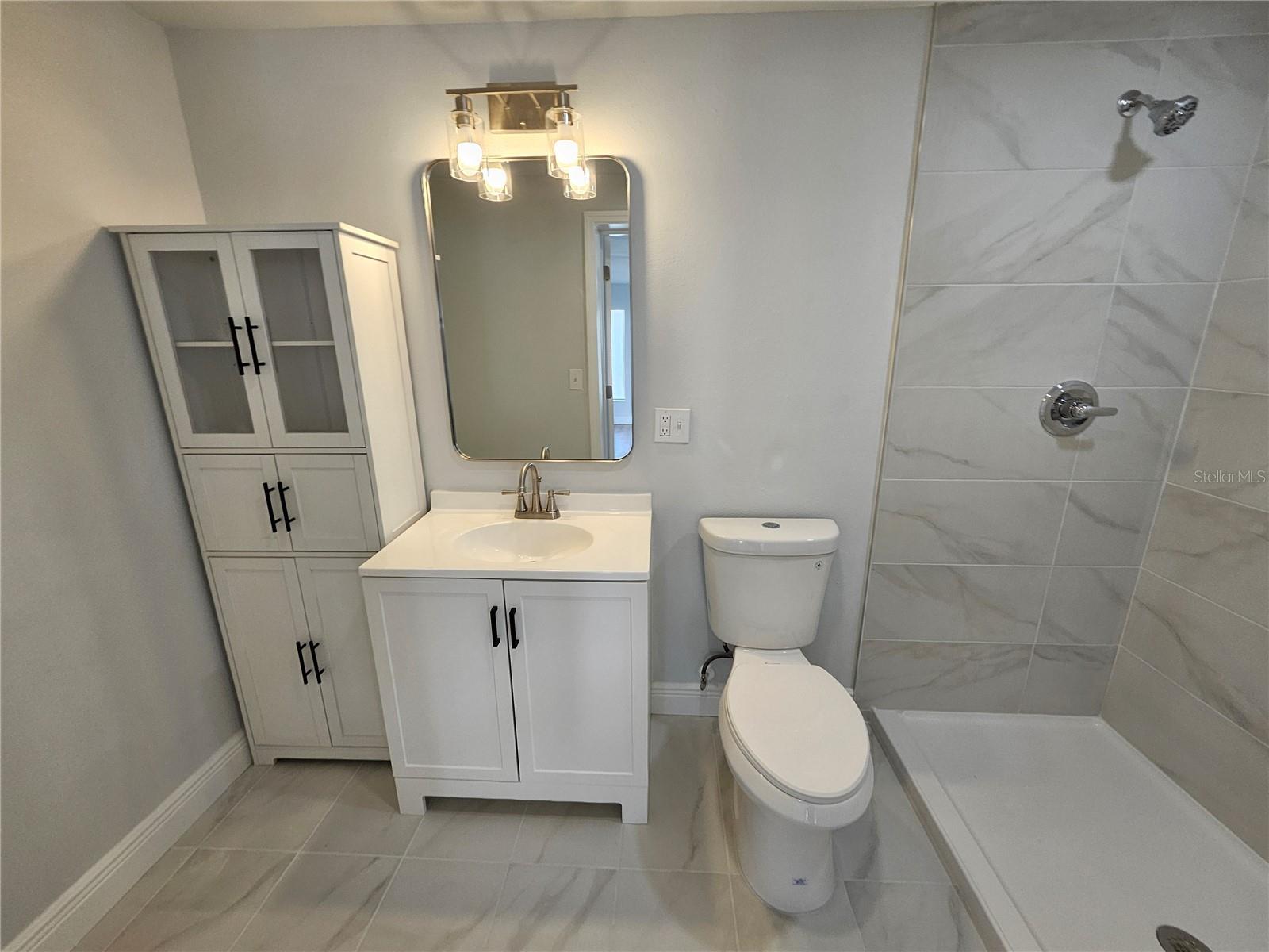 NORTHVIEW HILLS UNIT 1 - Residential Lease