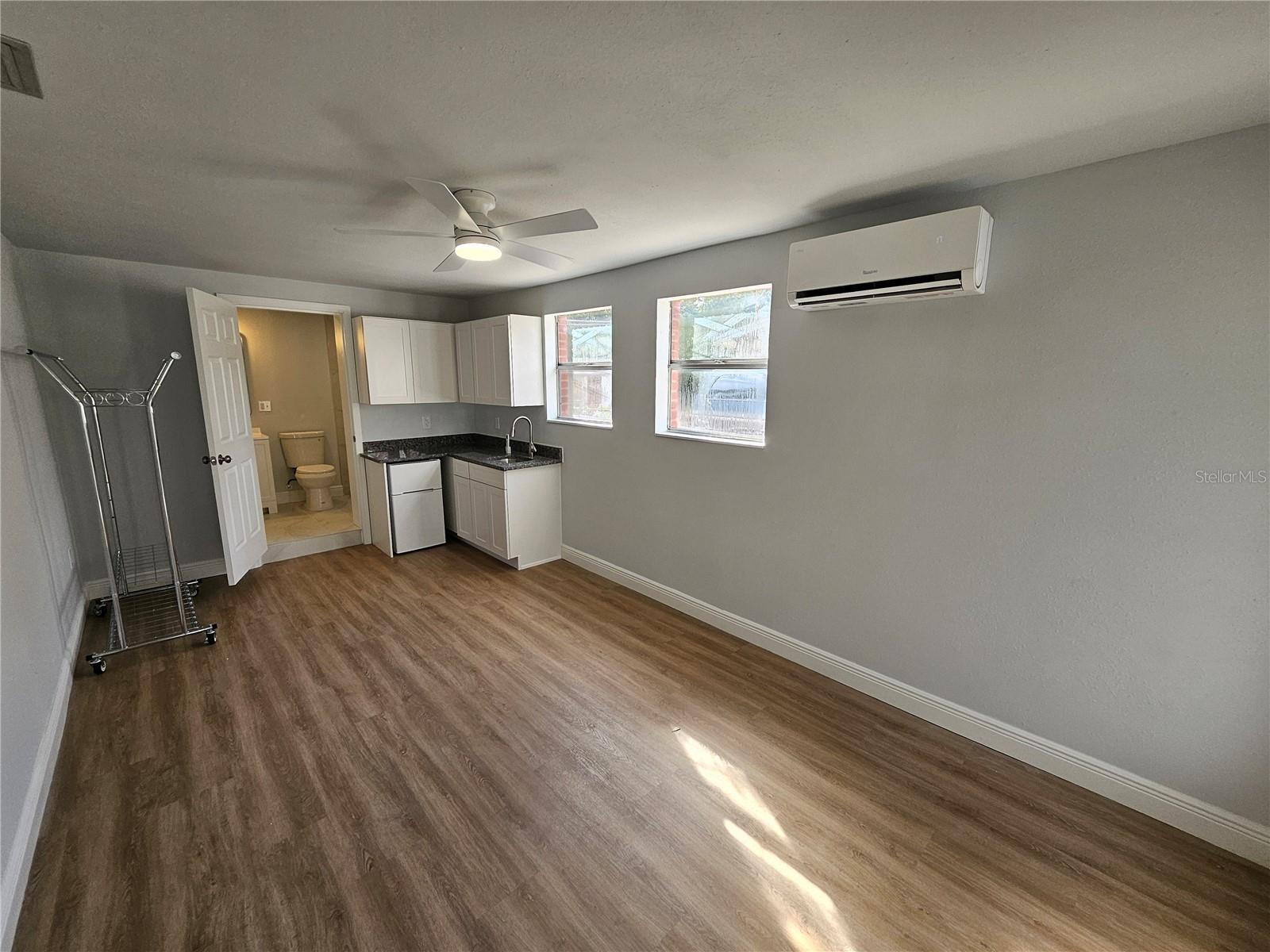 NORTHVIEW HILLS UNIT 1 - Residential Lease