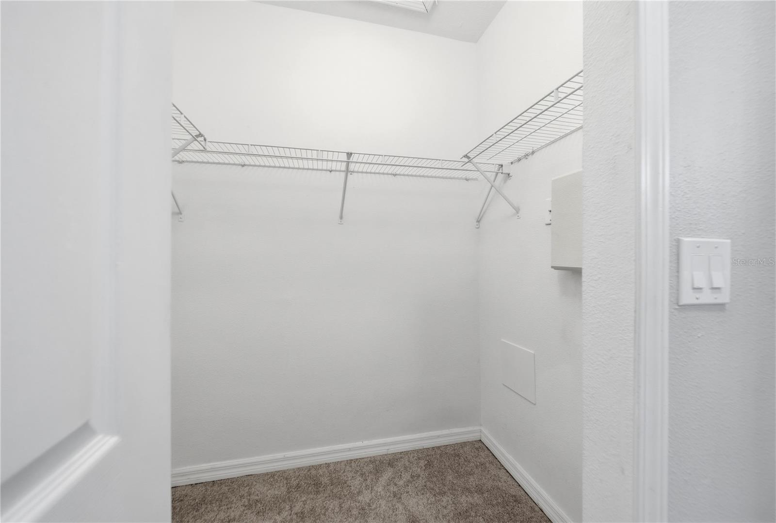 VILLAGES OF BLOOMINGDALE CONDO - Residential Lease