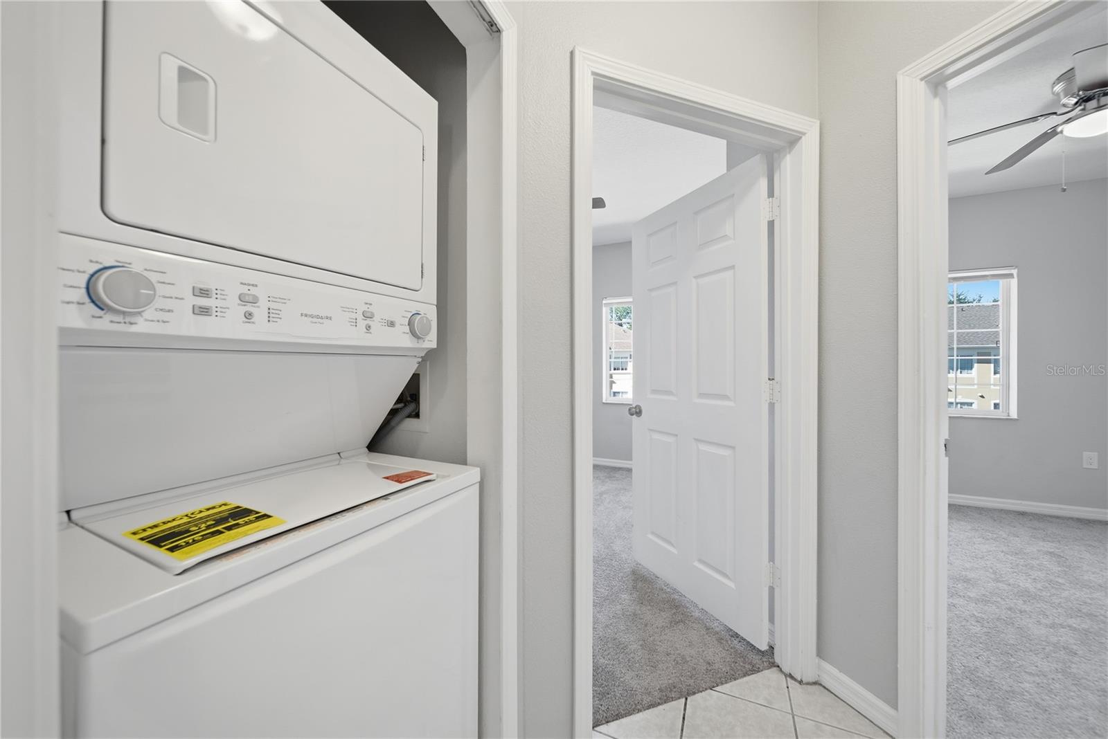 VILLAGES OF BLOOMINGDALE CONDO - Residential Lease