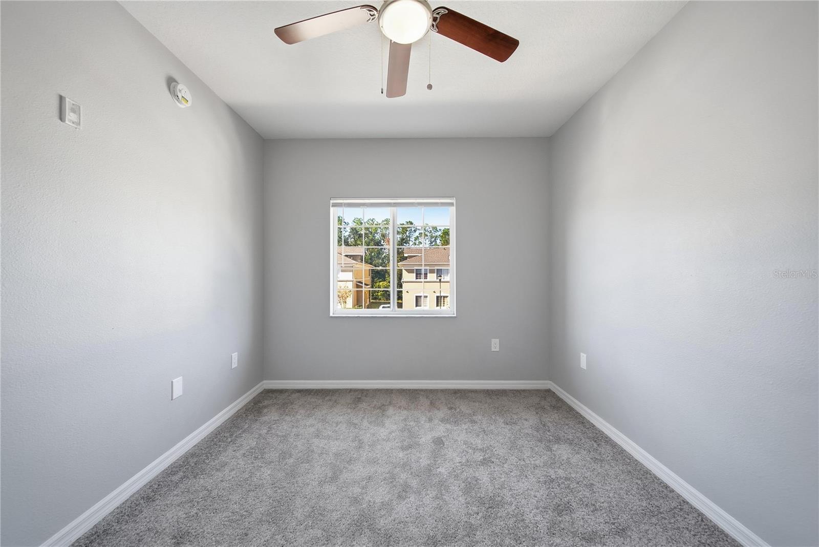 VILLAGES OF BLOOMINGDALE CONDO - Residential Lease