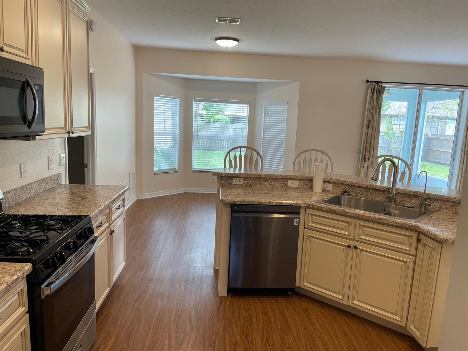 Florida Shores 01 - Residential