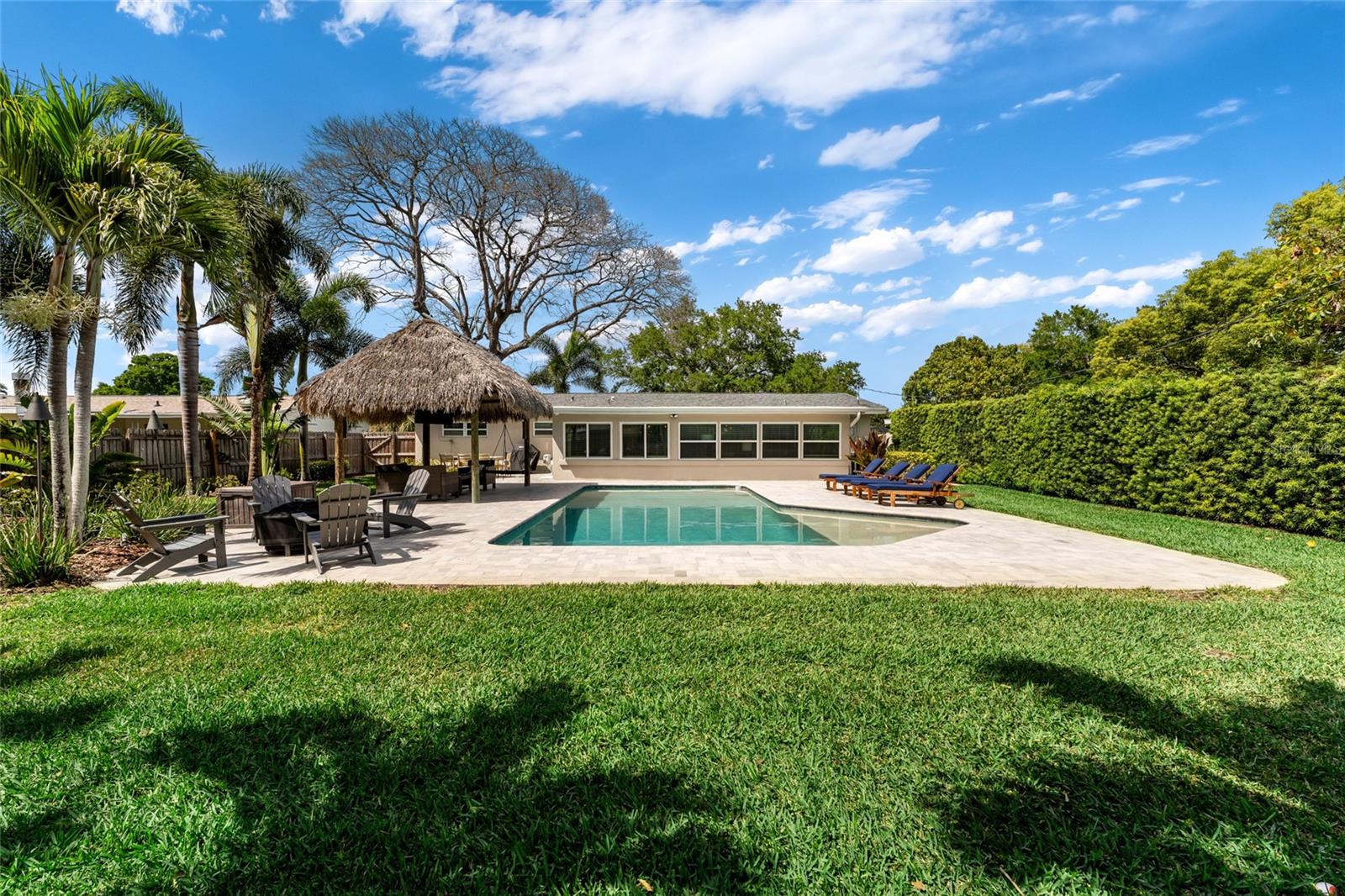 LAKE LOUISE - Residential