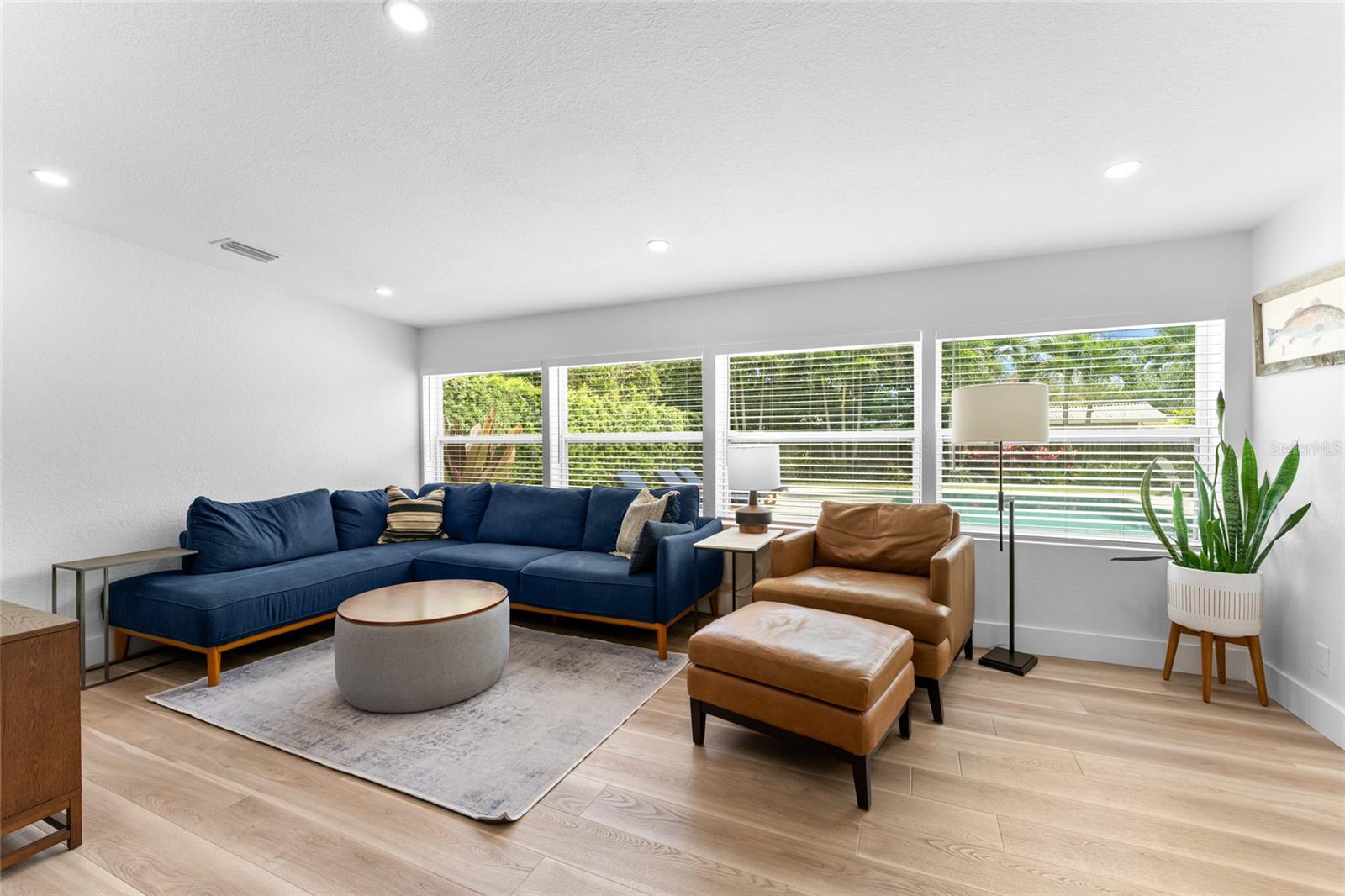 LAKE LOUISE - Residential