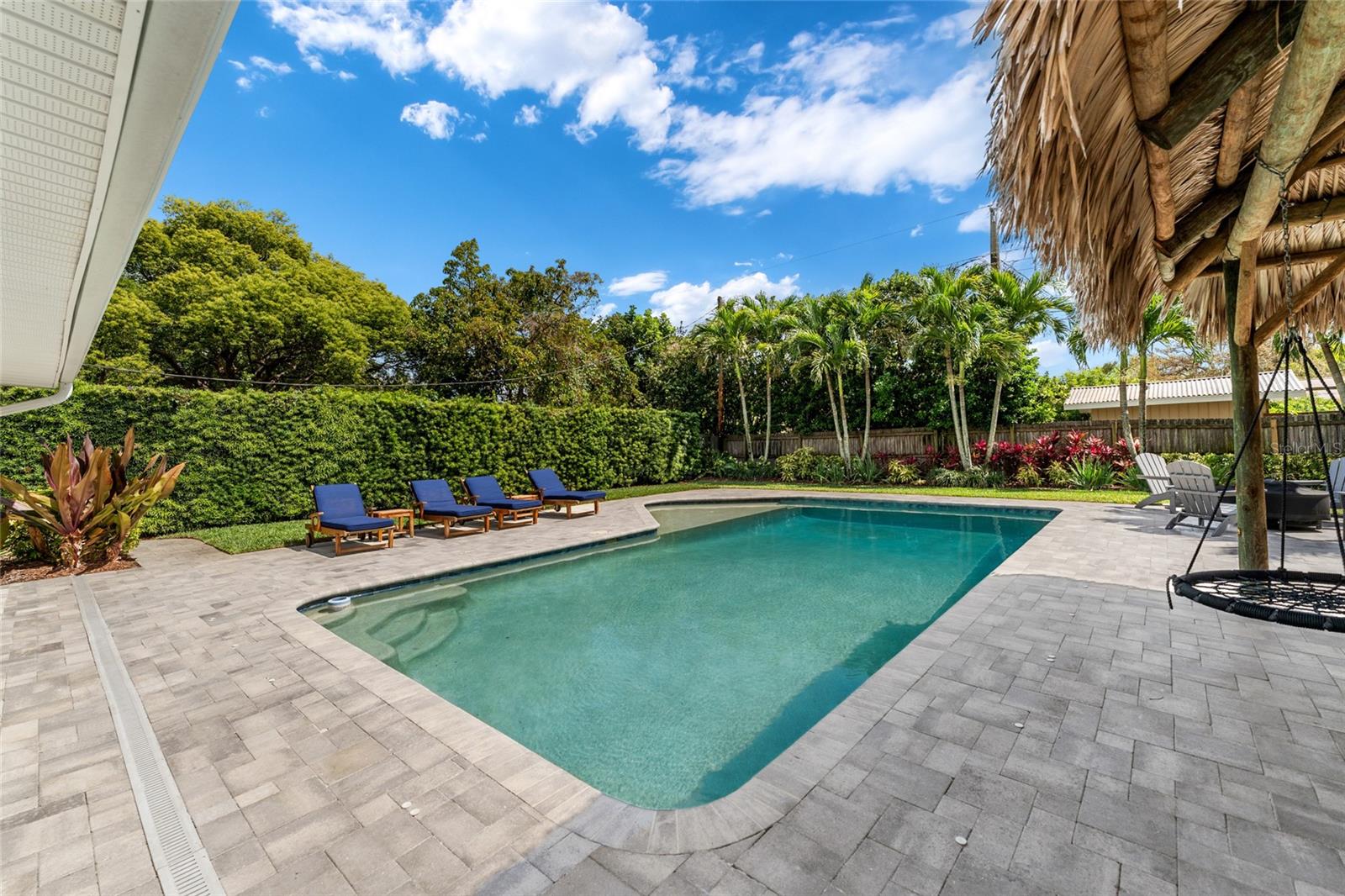 LAKE LOUISE - Residential