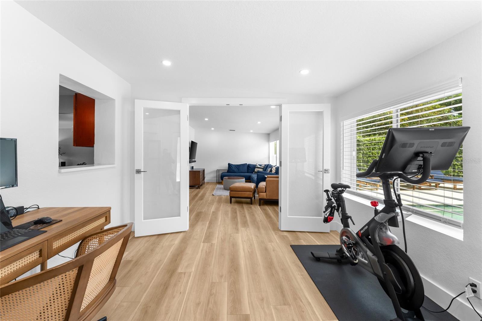 LAKE LOUISE - Residential