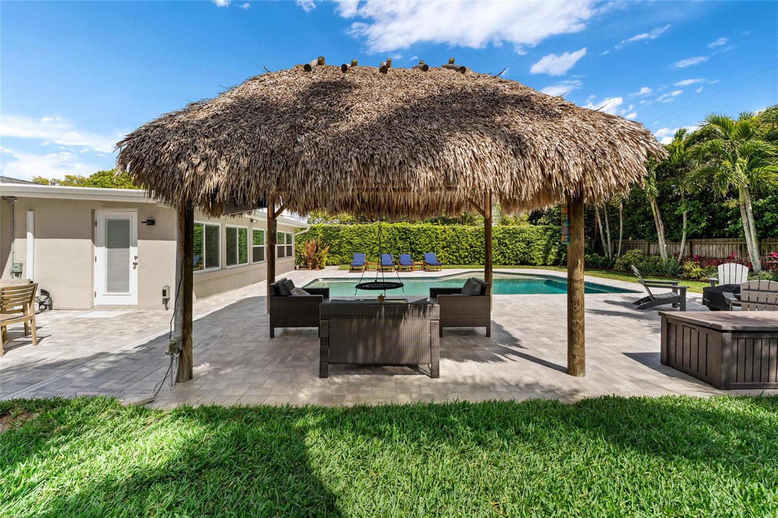 LAKE LOUISE - Residential