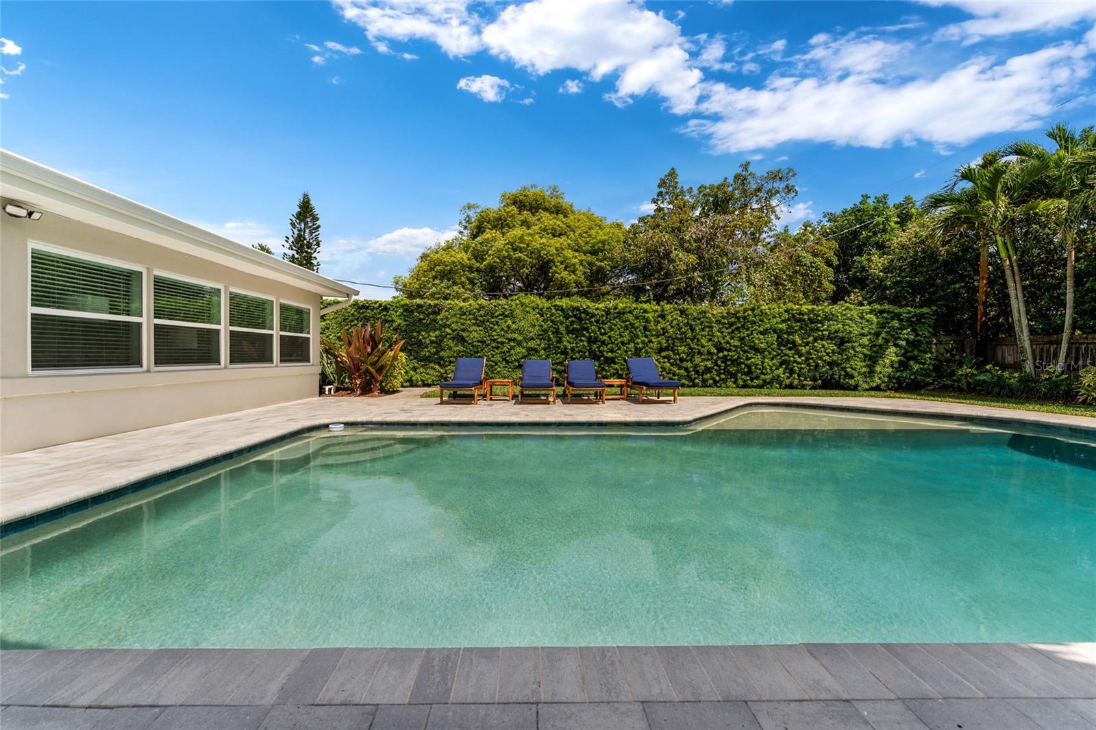 LAKE LOUISE - Residential