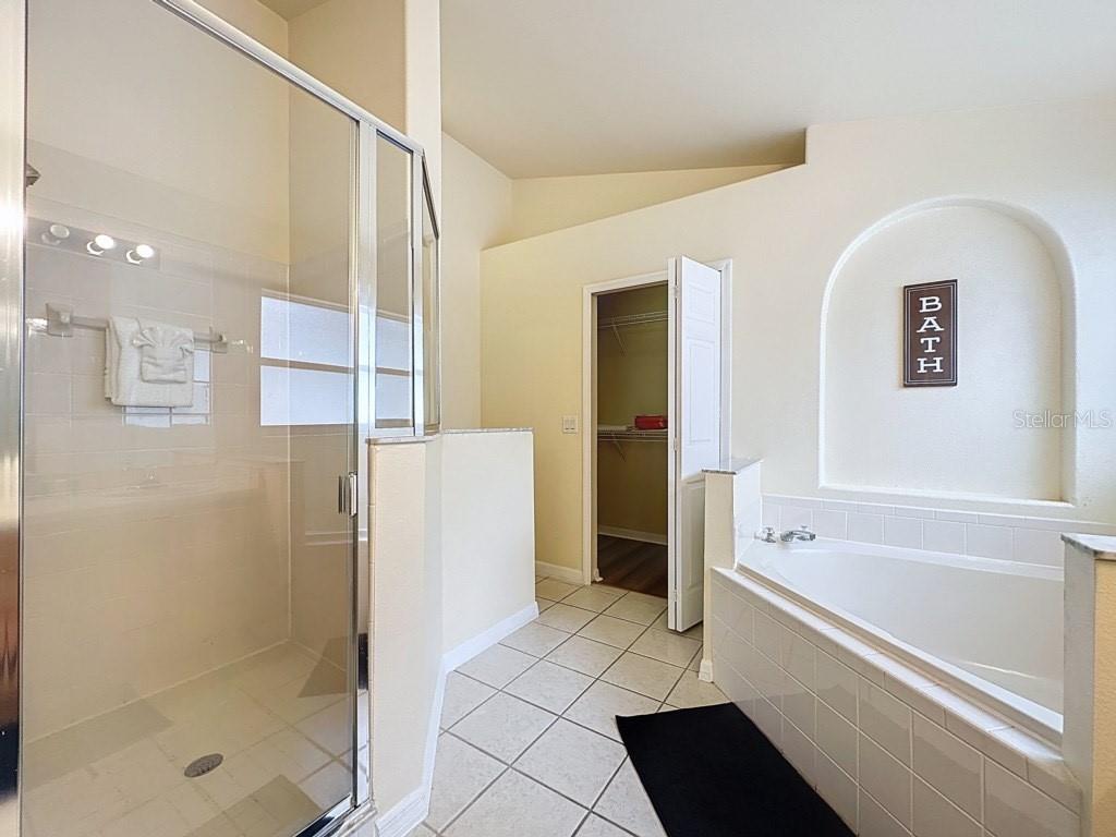 INDIAN CREEK PH 02 - Residential