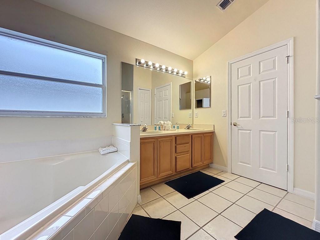 INDIAN CREEK PH 02 - Residential