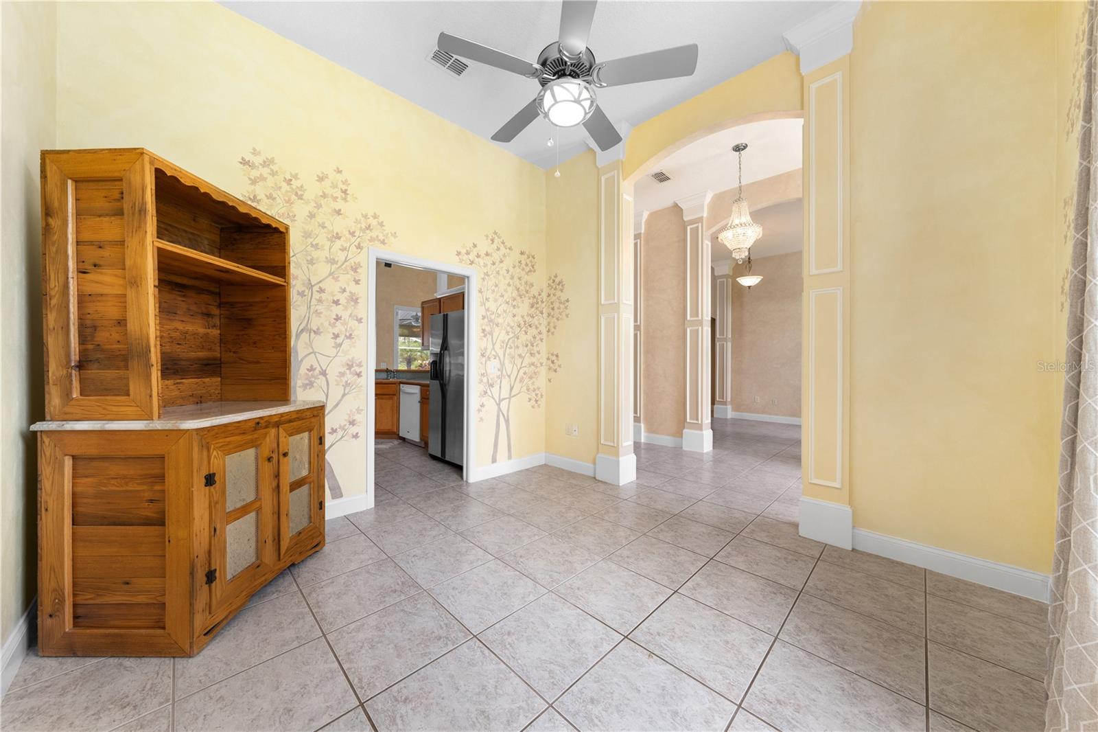 6985 RANCHERO COURT