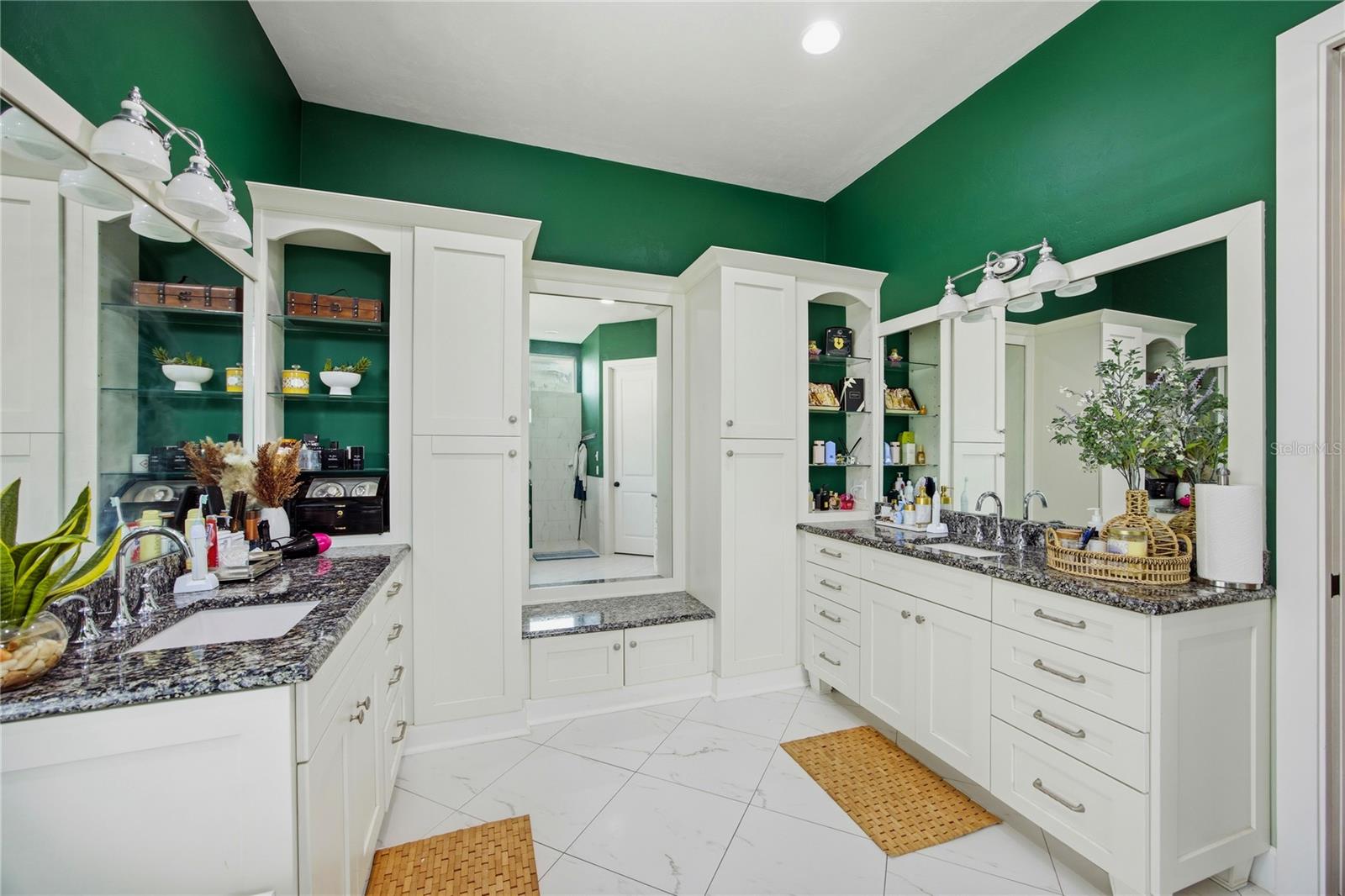 GREYSTONE - Residential