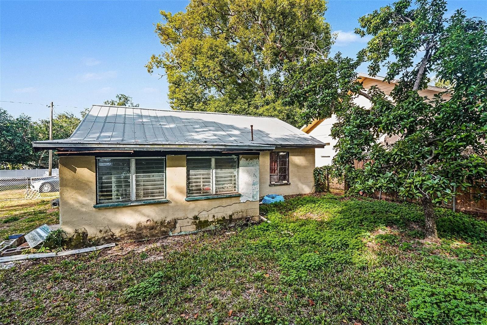 LYNWOOD PARK - Residential