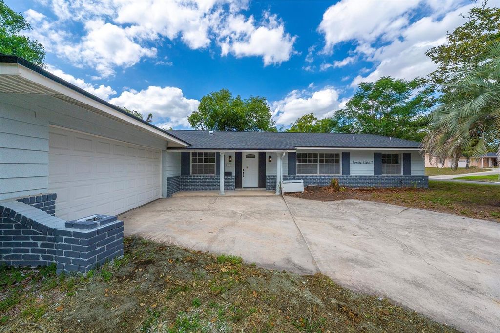 Photo of 2817 Arrow Lane, Orlando, FL 32808 (MLS # S5149410)