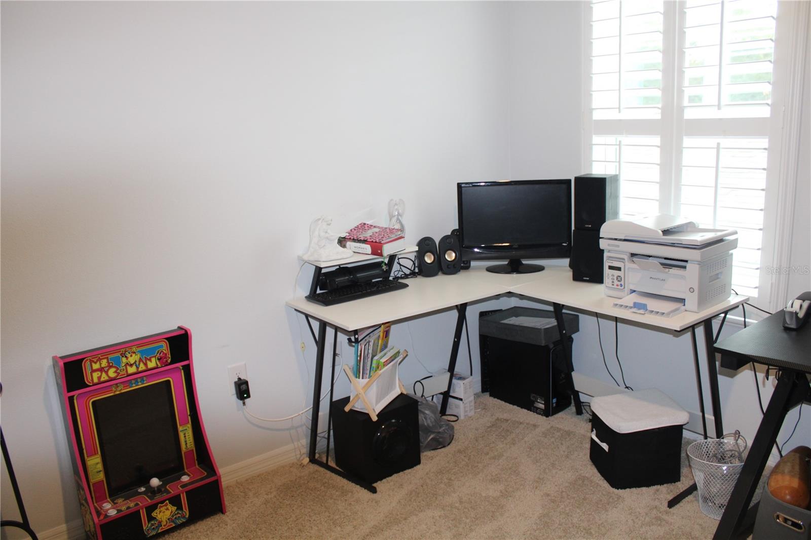 VICTORIA OAKS PH B - Residential