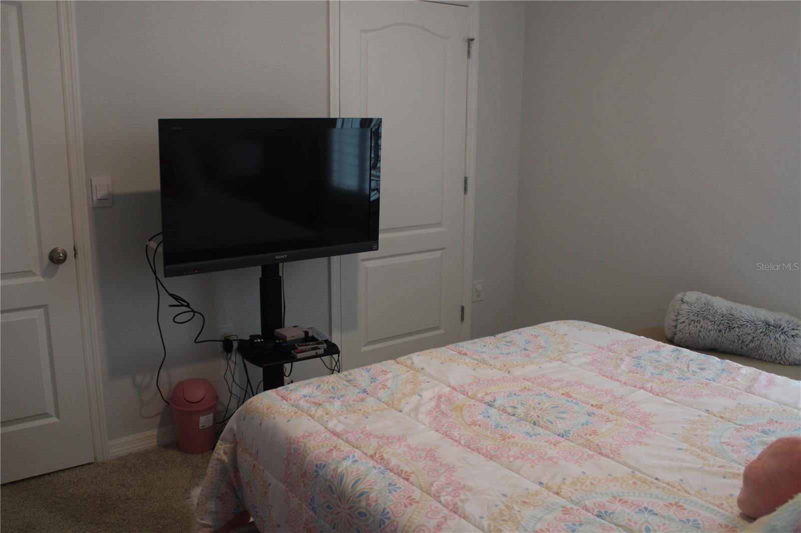 VICTORIA OAKS PH B - Residential