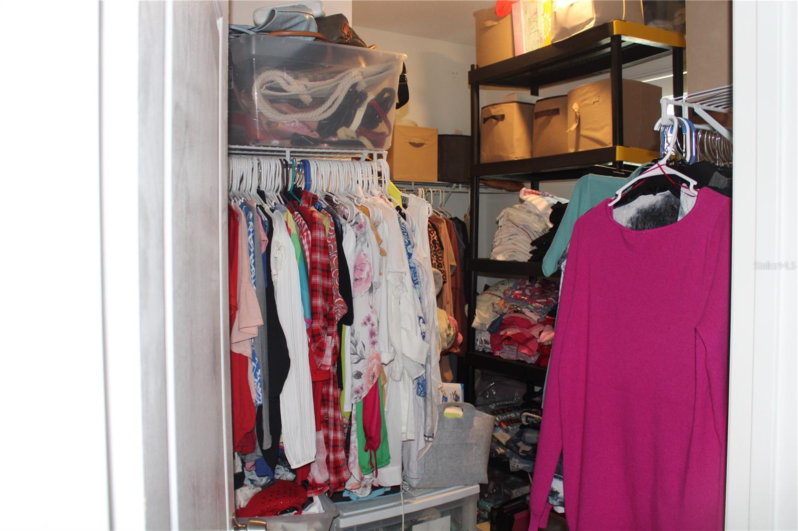 VICTORIA OAKS PH B - Residential