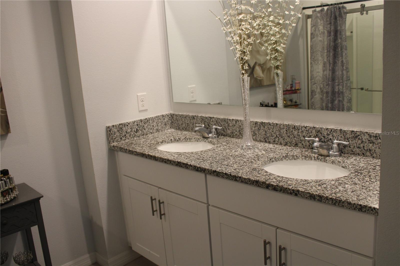 VICTORIA OAKS PH B - Residential