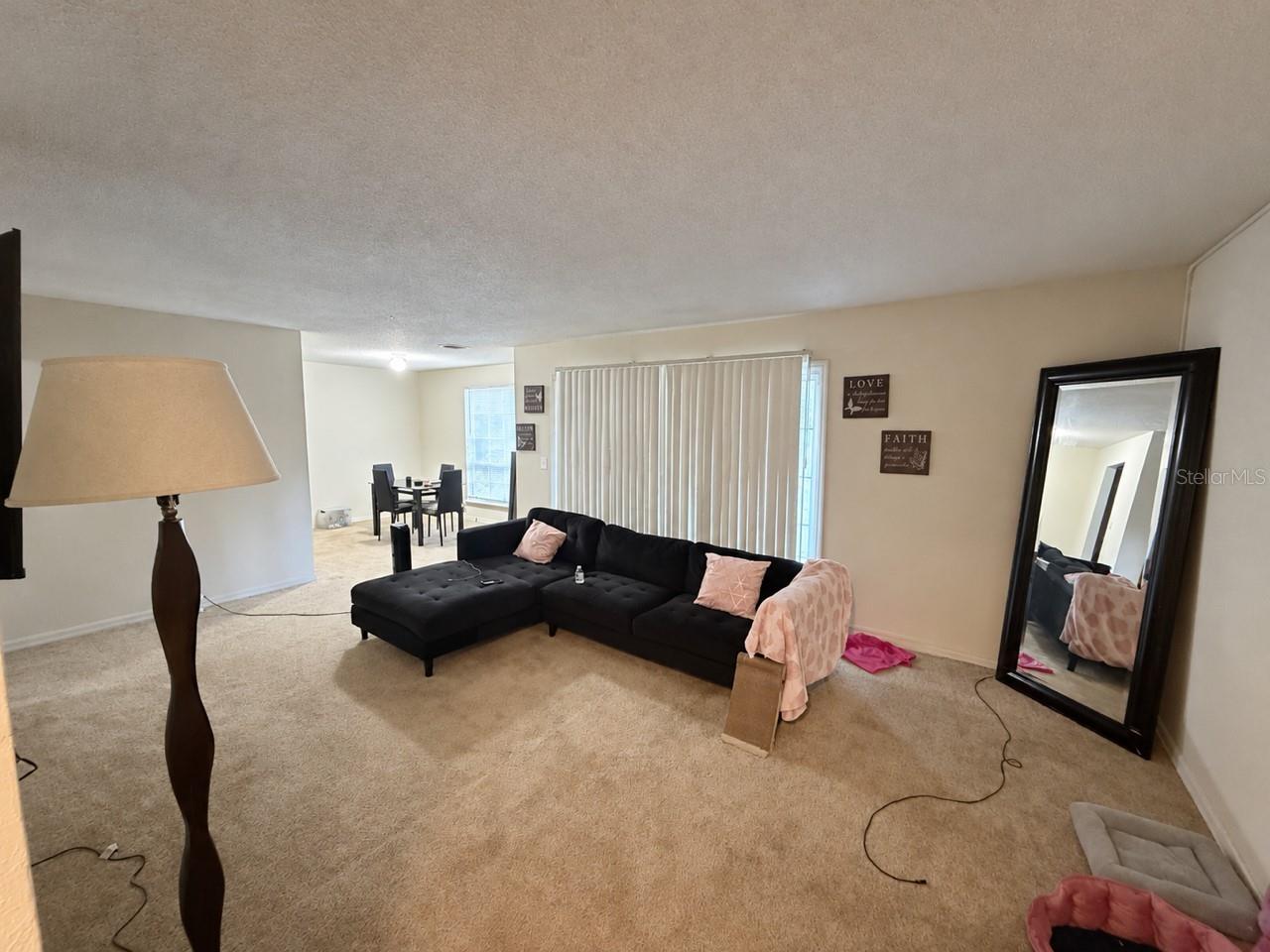 Casas a venda 2 - Jen Dantas 4171 VERSAILLES DRIVE 4171G