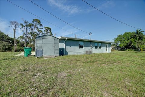 A home in PORT CHARLOTTE