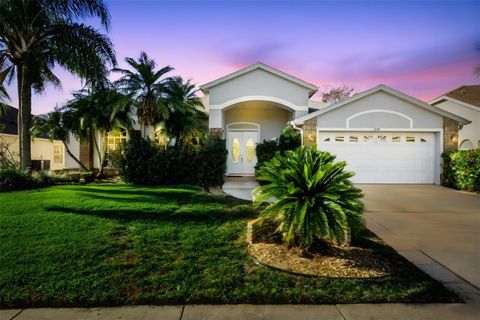 Photo of 639 Lakehaven Circle, Orlando, FL 32828 (MLS # O6378276)