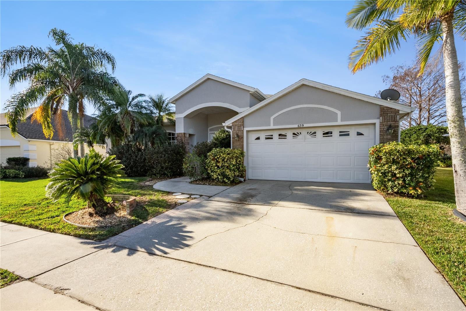 639 LAKEHAVEN CIRCLE