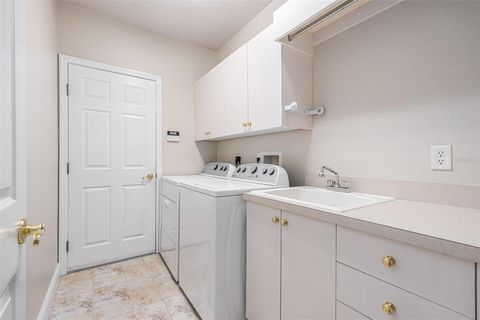 Tiny photo for 19 Ryewood Circle, Homosassa, FL 34446 (MLS # O6361198)