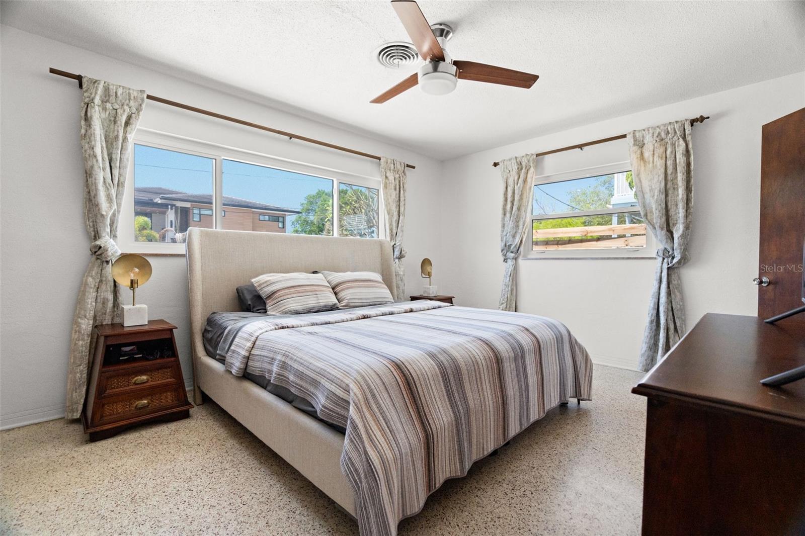 TROPICAL SHORES 3RD ADD - Residential