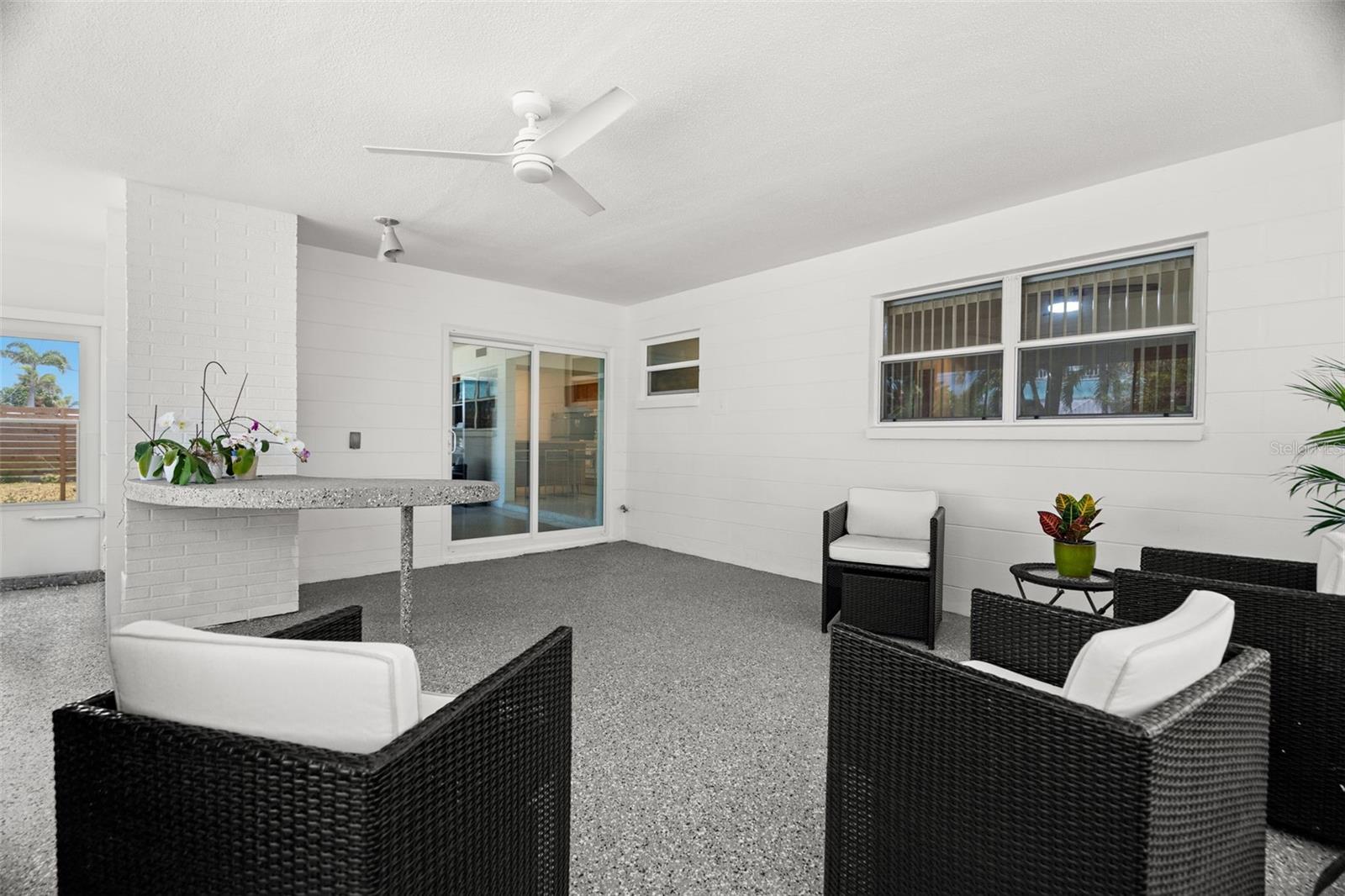 TROPICAL SHORES 3RD ADD - Residential