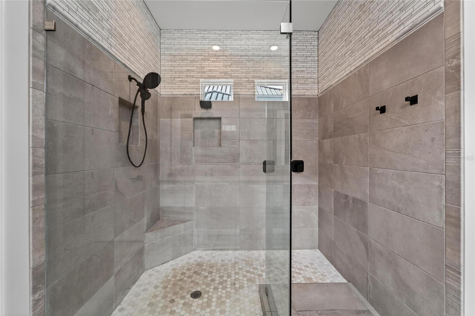 MIRABAY PH 2A-2 - Residential