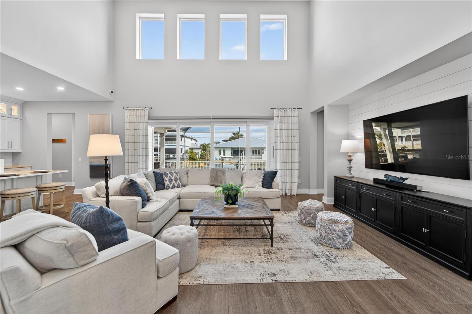 MIRABAY PH 2A-2 - Residential