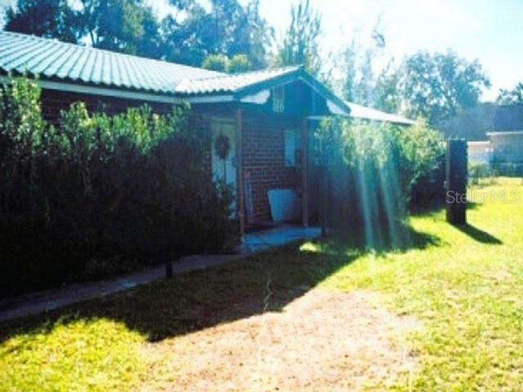 Photo of 119 N West Street, Bushnell, FL 33513 (MLS # O6370166)