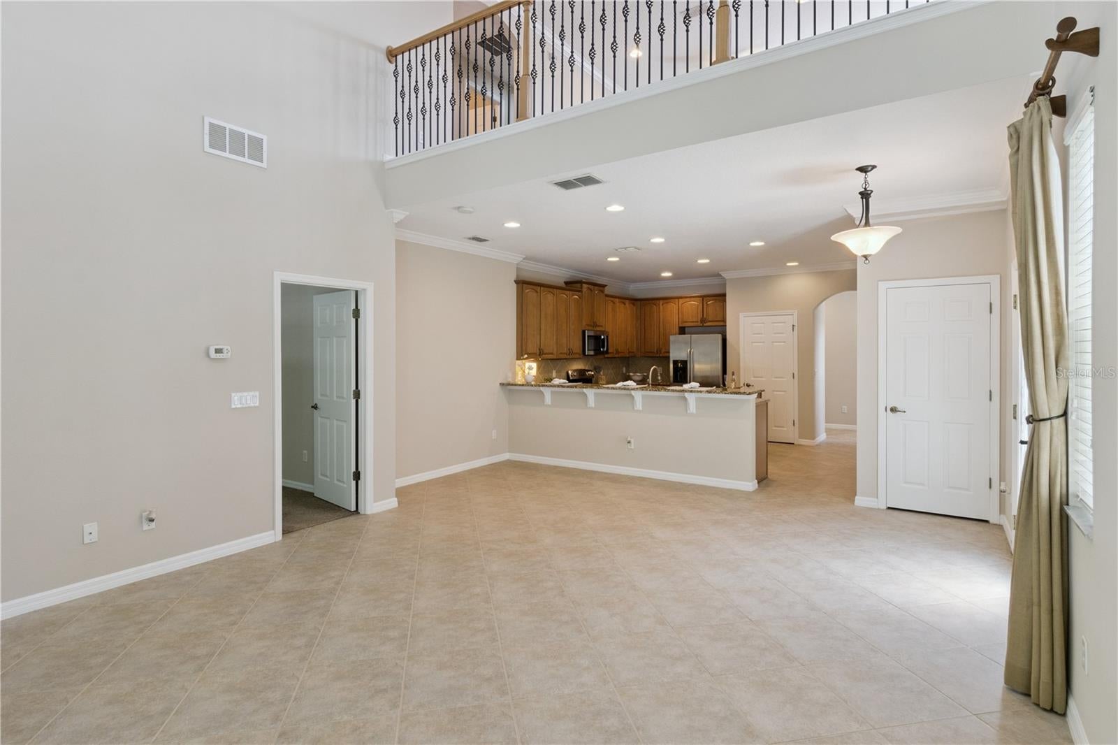 624 VENICE PLACE