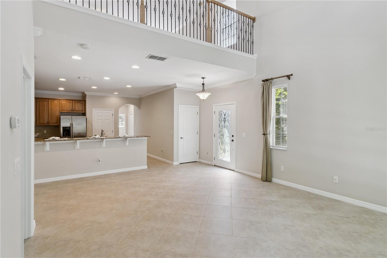 624 VENICE PLACE